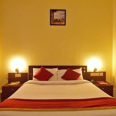 Maya International Mangalore Exterior photo