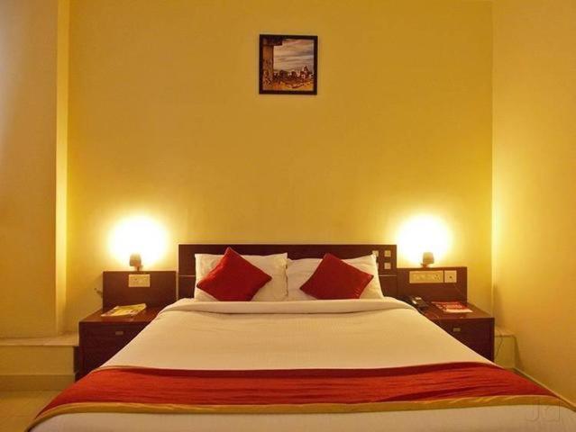 Maya International Mangalore Exterior photo